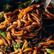 Black Pepper Stir Fried Udon Noodles with vegetables.