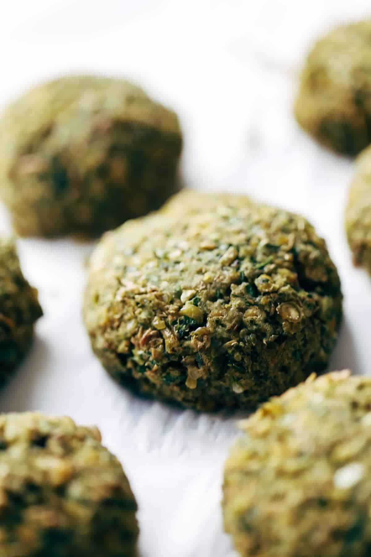 Easy baked falafel at home in 30 minutes WITHOUT deep frying! Features lentils, herbs, garlic, lemon juice. Use in salads, sandwiches, healthy recipes. | pinchofyum.com