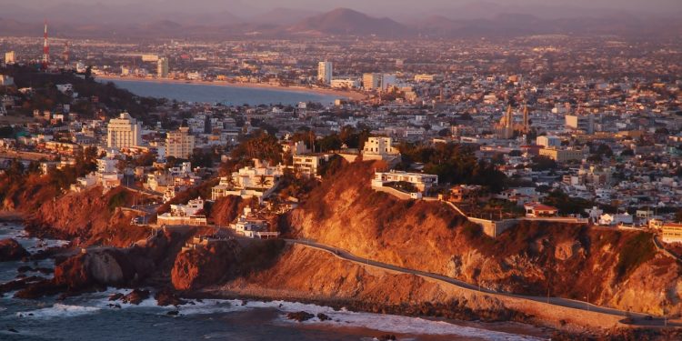 Panoramic view of Maztlan, Mexico